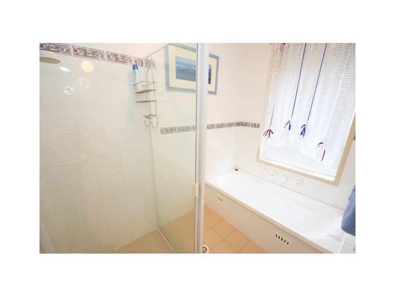 26 Belyando Crescent, Blue Haven NSW 2262