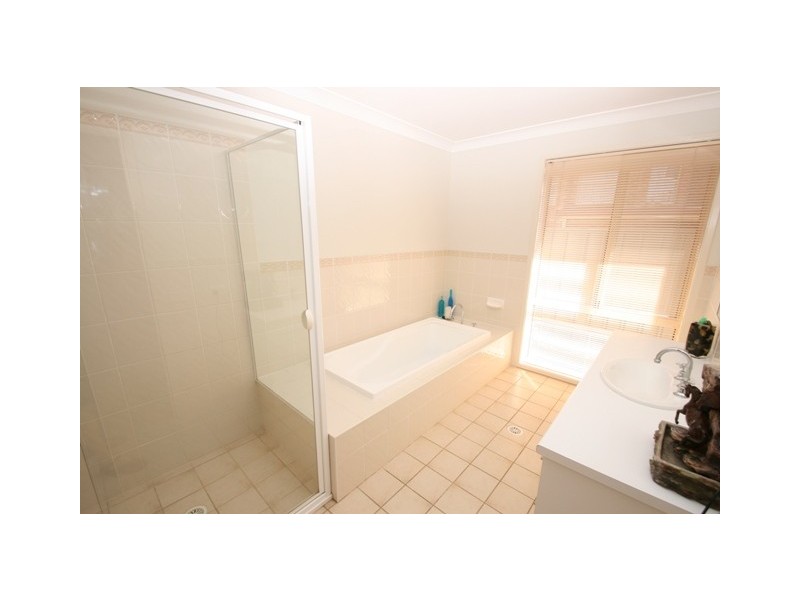 5 Fuschia Way, Hamlyn Terrace NSW 2259