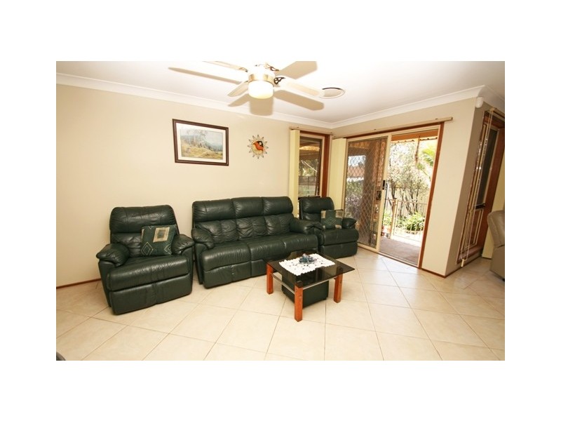 17 Farnol Place, Watanobbi NSW 2259