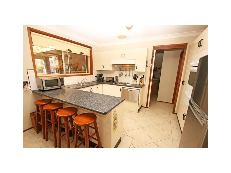 17 Farnol Place, Watanobbi NSW 2259