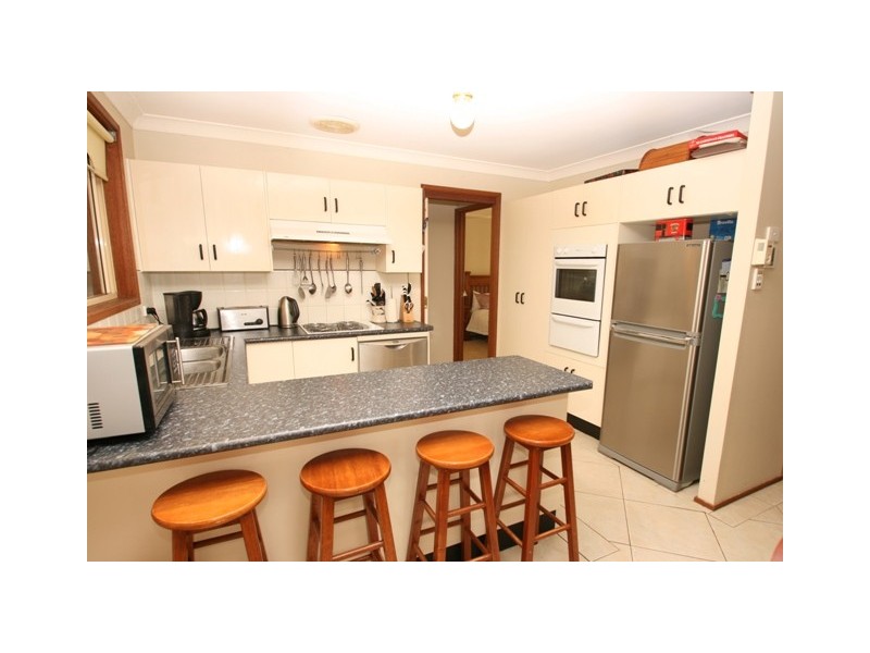 17 Farnol Place, Watanobbi NSW 2259