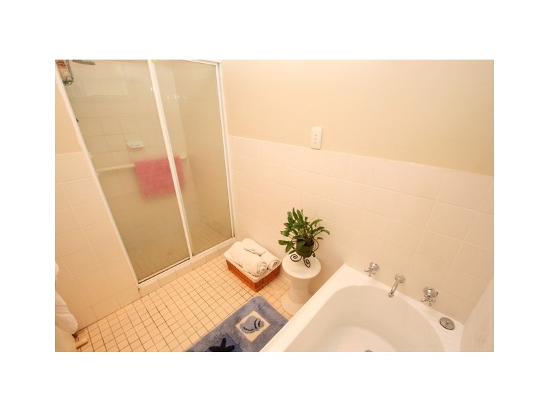 17 Farnol Place, Watanobbi NSW 2259