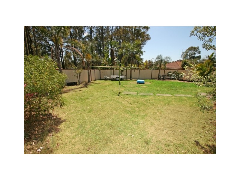 17 Farnol Place, Watanobbi NSW 2259