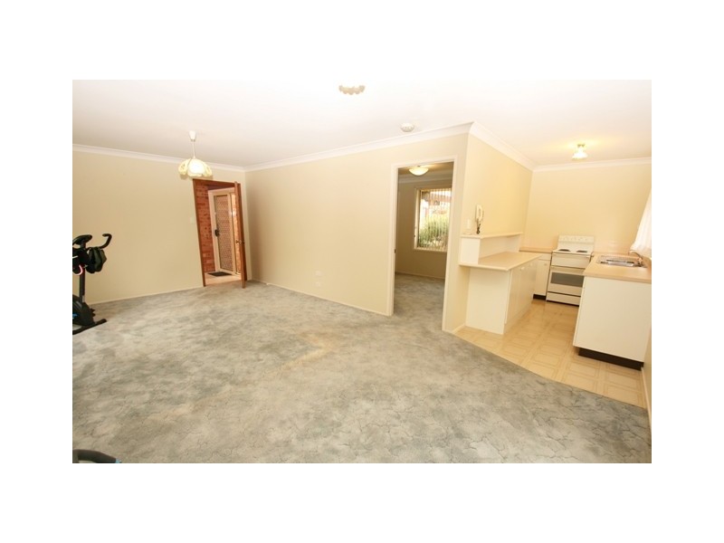 2 Archer Close, Kanwal NSW 2259
