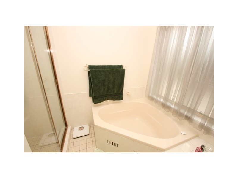 2 Archer Close, Kanwal NSW 2259