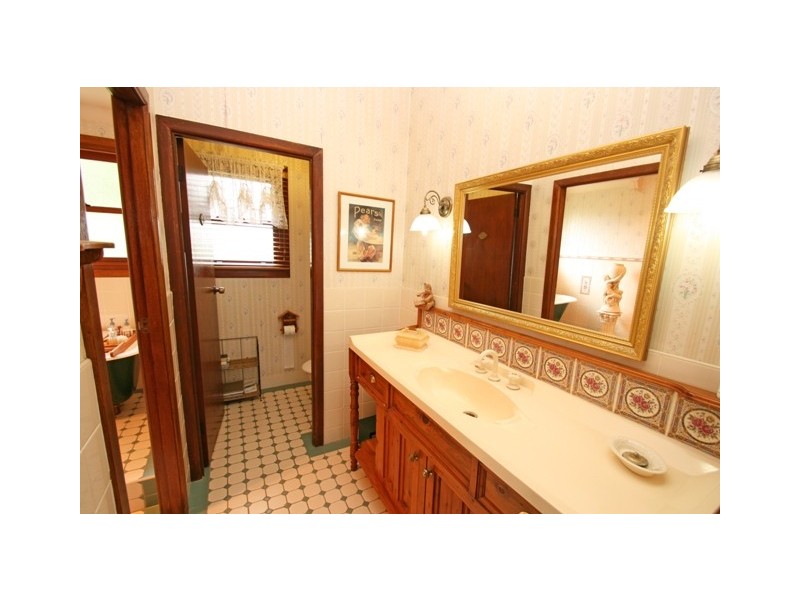 19 Murrawal Road, Wyongah NSW 2259