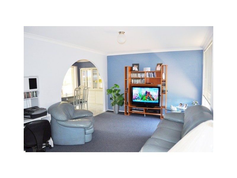 95 Gorokan Drive, Lake Haven NSW 2263