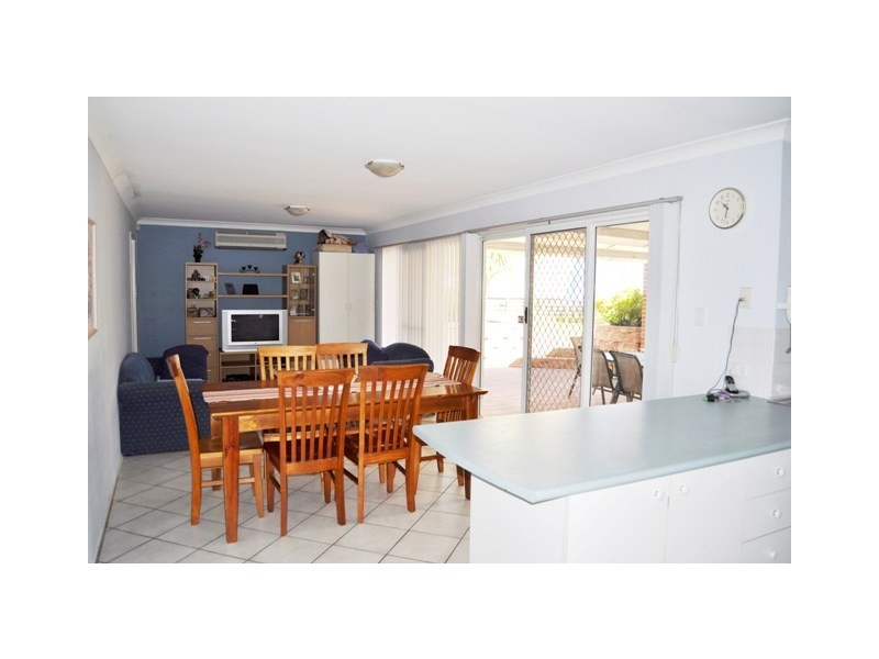 95 Gorokan Drive, Lake Haven NSW 2263