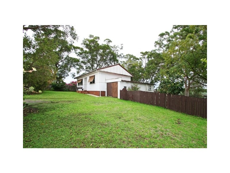 82 Minnamurra Road, Gorokan NSW 2263