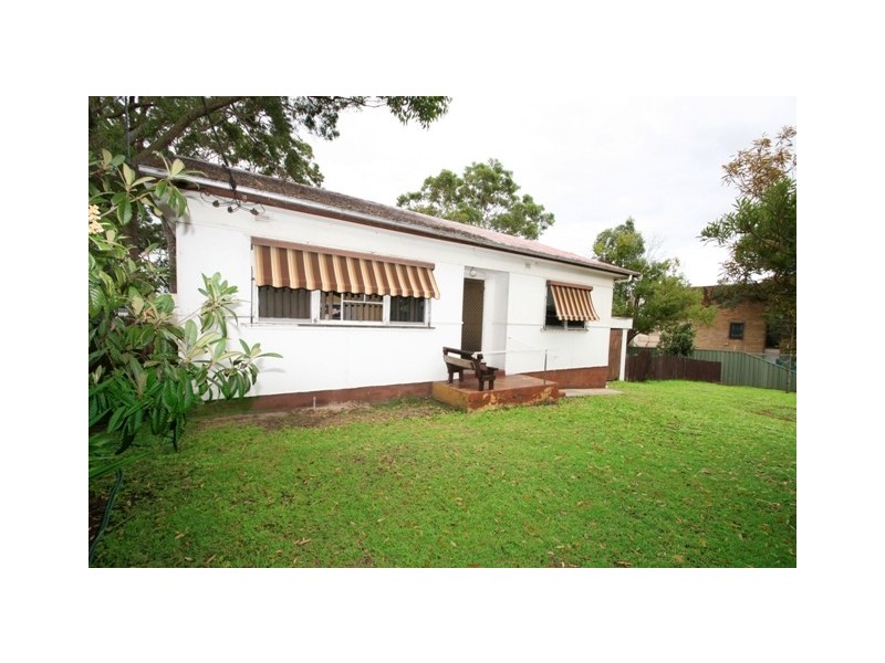 82 Minnamurra Road, Gorokan NSW 2263