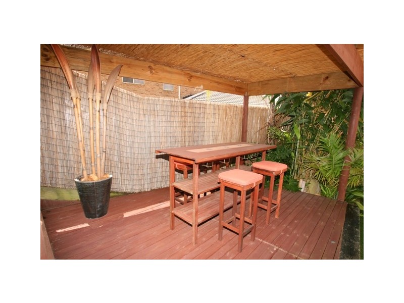 2 Menindee Avenue, Blue Haven NSW 2262