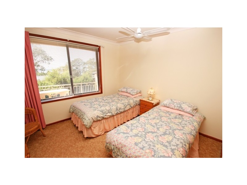 1 Stelling Avenue, Kanwal NSW 2259