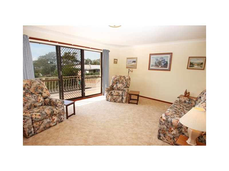 1 Stelling Avenue, Kanwal NSW 2259