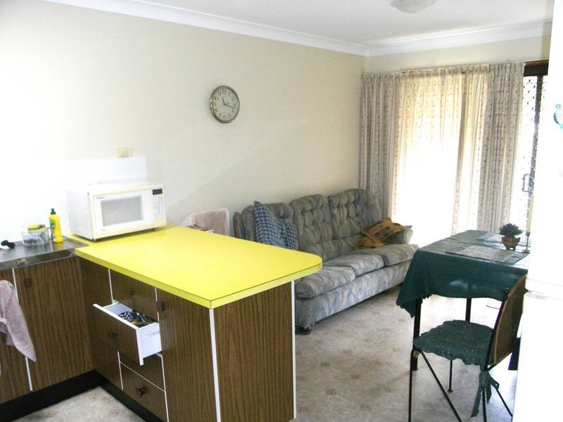 2/96 Wallarah Road, Gorokan NSW 2263