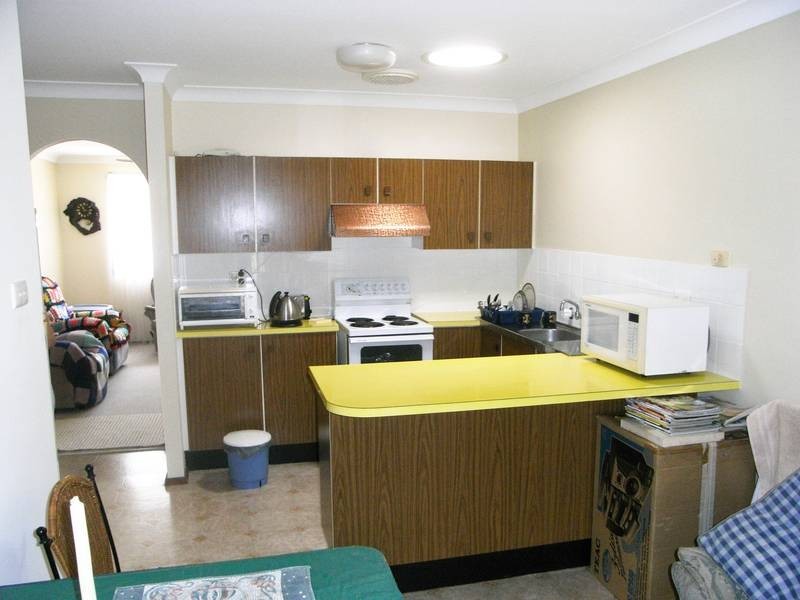 2/96 Wallarah Road, Gorokan NSW 2263