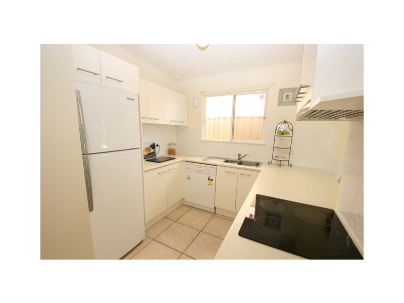 4 Danbury Avenue, Gorokan NSW 2263