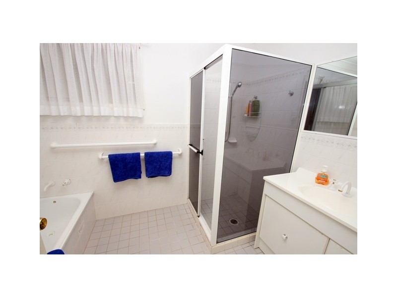 10a Walker Avenue, Kanwal NSW 2259