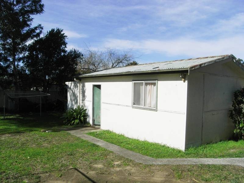 37 McCrea Boulevard, San Remo NSW 2262