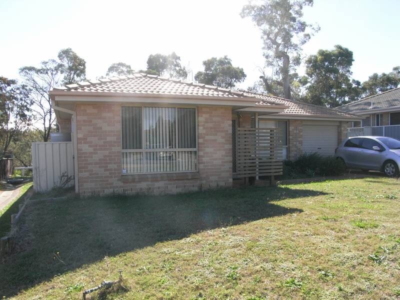 27 Nagle Crescent, Blue Haven NSW 2262