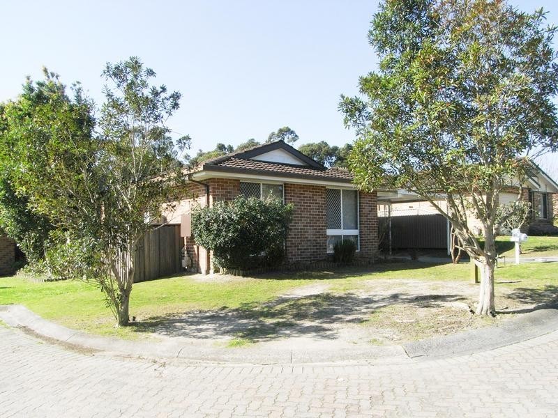 10 Talia Court, Blue Haven NSW 2262