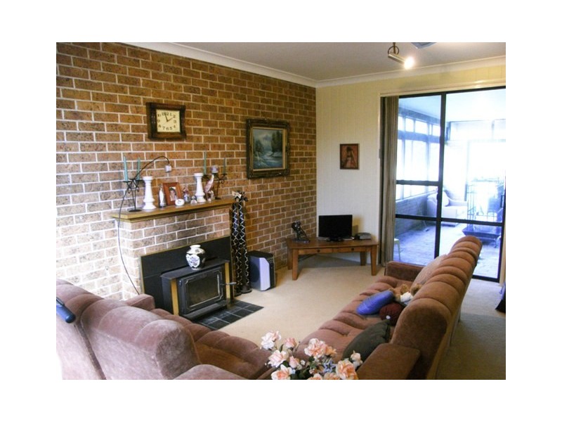 152 Pacific Highway, Charmhaven NSW 2263