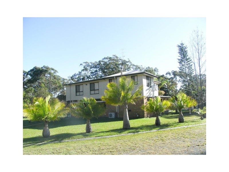 152 Pacific Highway, Charmhaven NSW 2263