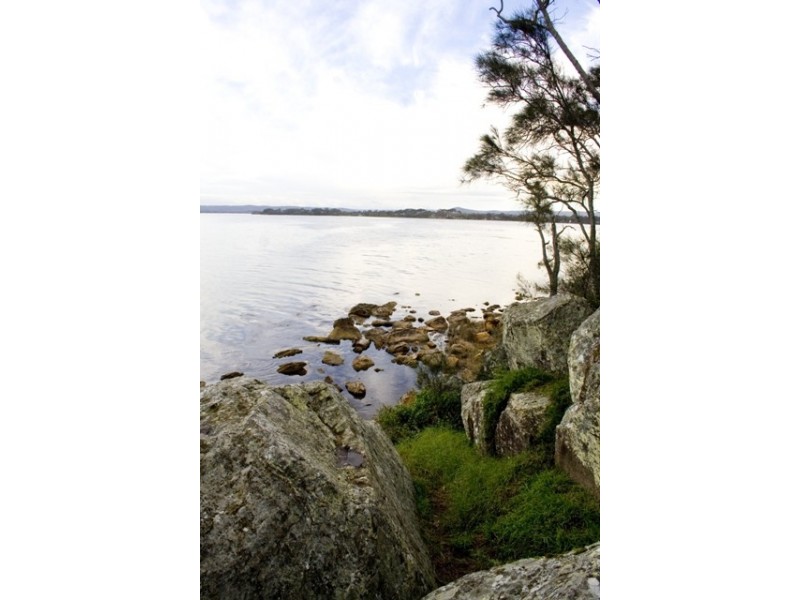 220 Tuggerawong Road, Tuggerawong NSW 2259