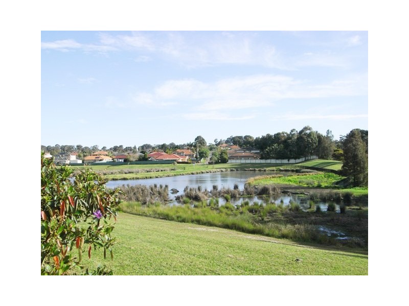 2/33 Heritage Drive, Kanwal NSW 2259