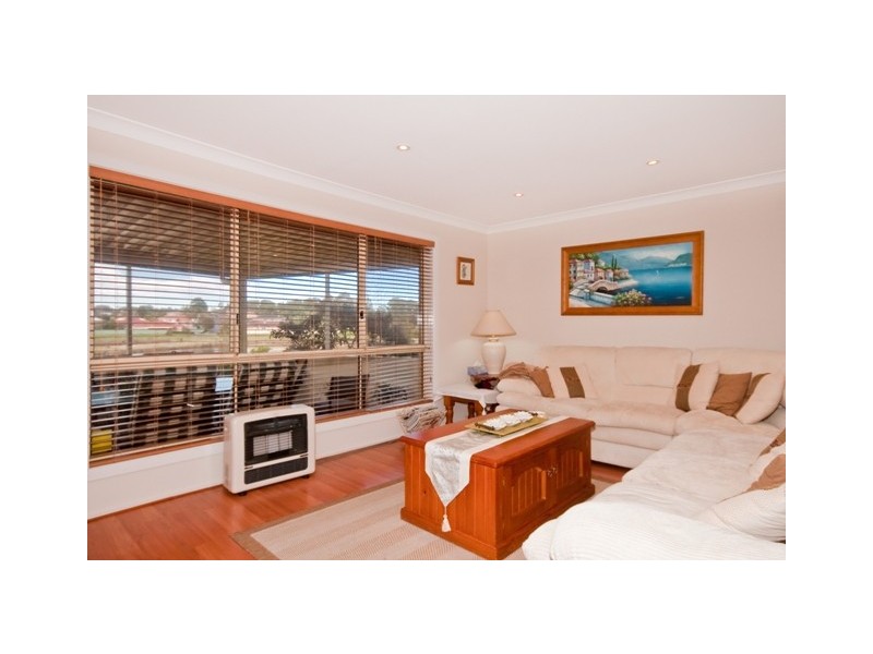 2/33 Heritage Drive, Kanwal NSW 2259