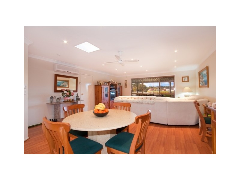 2/33 Heritage Drive, Kanwal NSW 2259