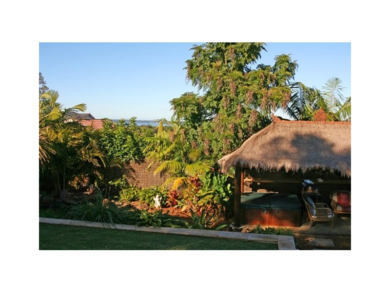 148 Roper Road, Blue Haven NSW 2262