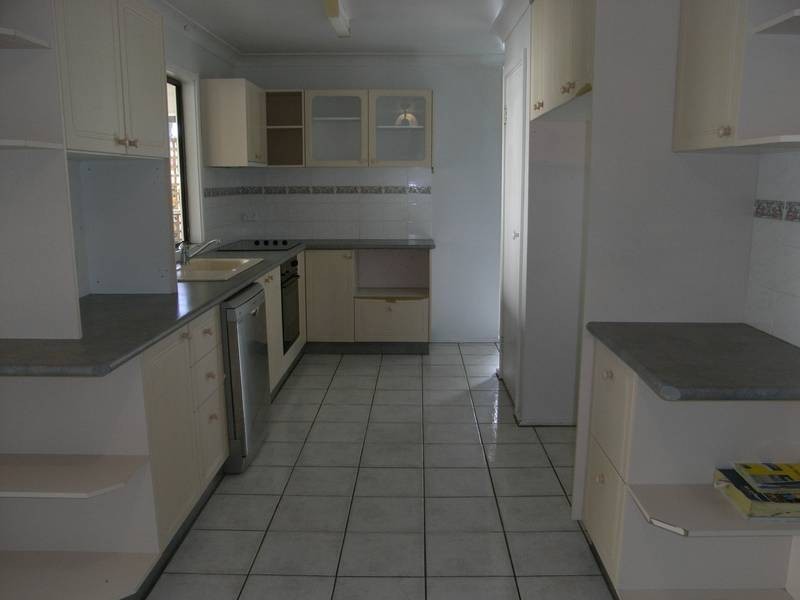 38 Alan Ave, Charmhaven NSW 2263