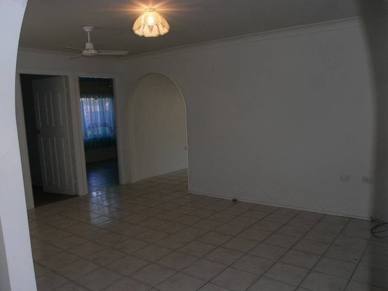 38 Alan Ave, Charmhaven NSW 2263