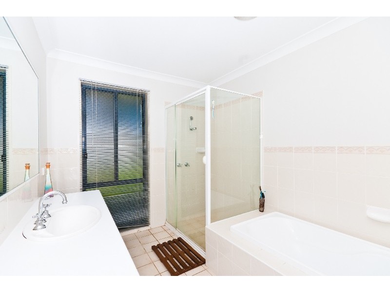 25 Bougainvillea Road West, Hamlyn Terrace NSW 2259