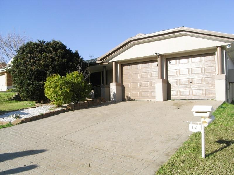 14 Murchison Close, Blue Haven NSW 2262