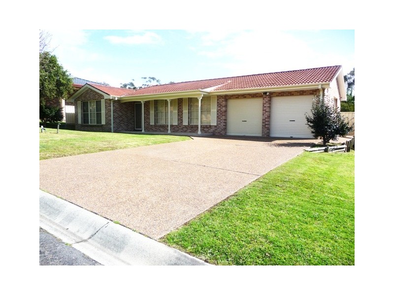 5 Oxford Drive, Lake Haven NSW 2263
