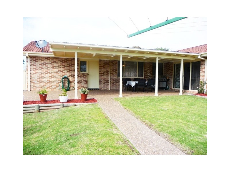 5 Oxford Drive, Lake Haven NSW 2263