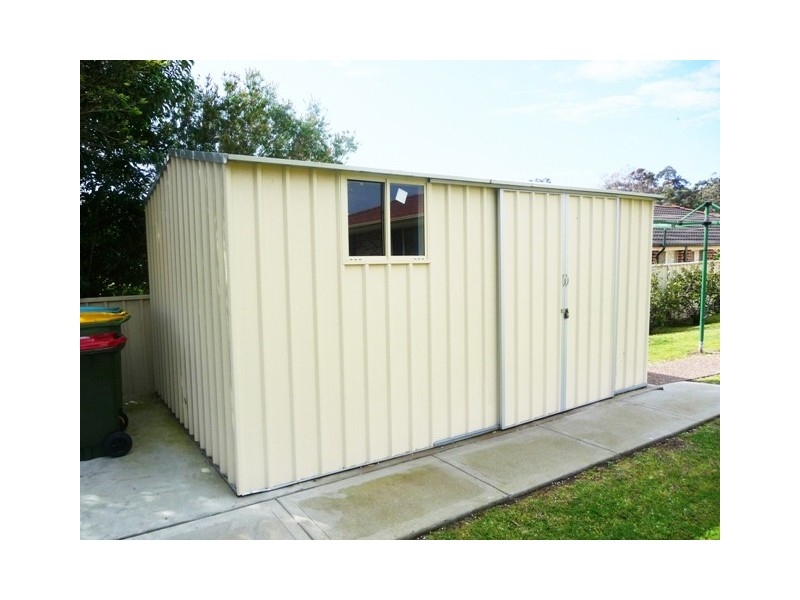 5 Oxford Drive, Lake Haven NSW 2263
