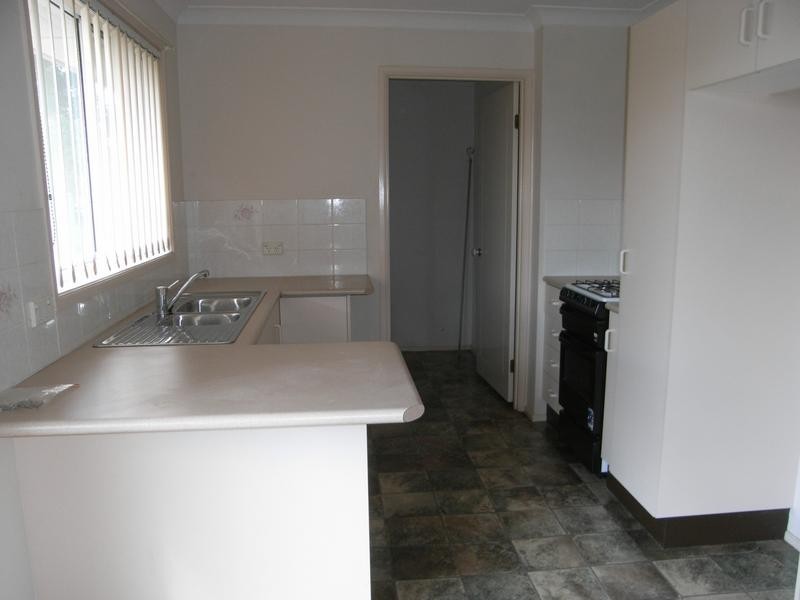 4 Wongala Ave, Blue Haven NSW 2262