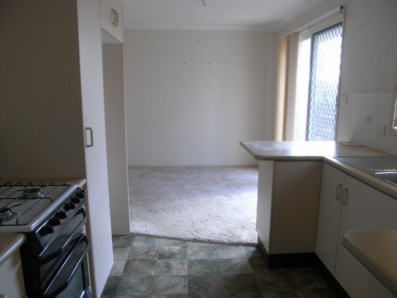 4 Wongala Ave, Blue Haven NSW 2262