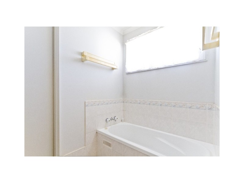 28 Lady Laurel Drive, Blue Haven NSW 2262