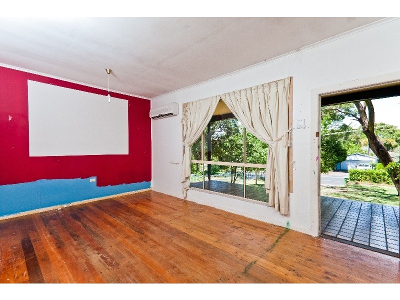 19 Tuggerawong Road, Wyongah NSW 2259