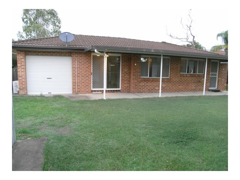 3 Christopher Crescent, Lake Haven NSW 2263