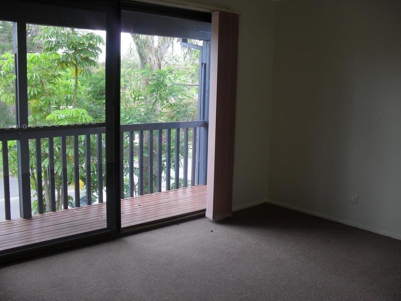 39 Goobarabah Ave, Lake Haven NSW 2263