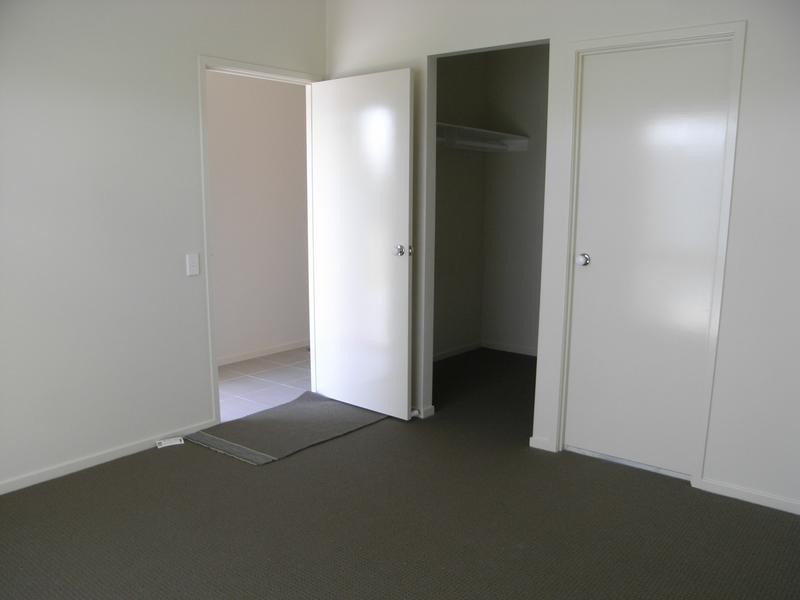 16 Barton Rd, Doyalson NSW 2262
