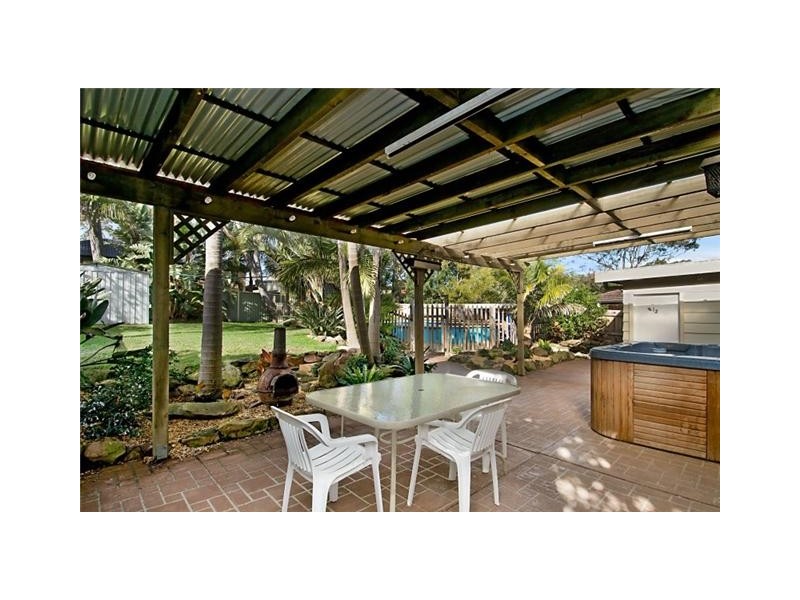 73 Hughes Avenue, Kanwal NSW 2259