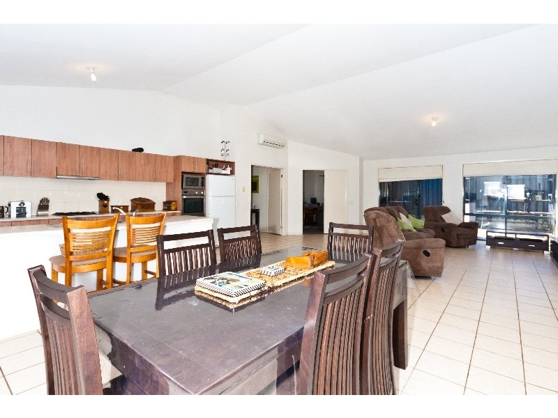 25 Bougainvillea Road West, Hamlyn Terrace NSW 2259