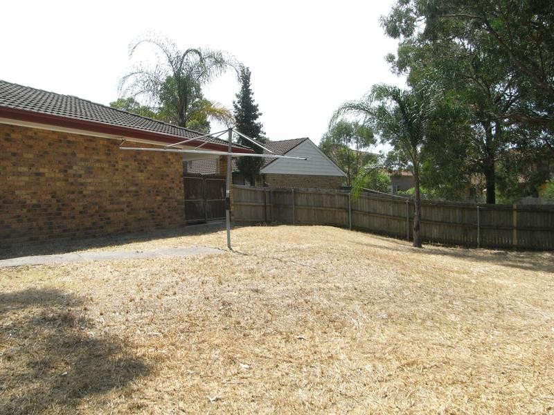 11 Sally Close, Lake Haven NSW 2263