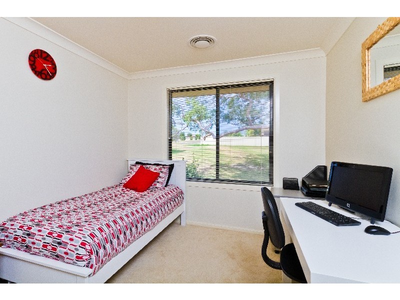 13 Highland Crescent, Hamlyn Terrace NSW 2259