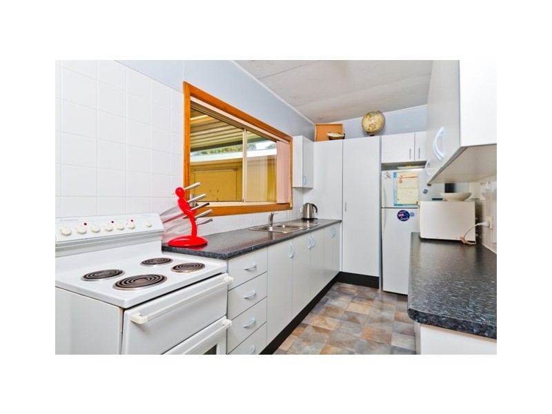 4 Goobarabah Road, Gorokan NSW 2263